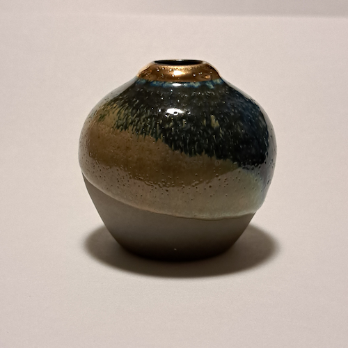 Click to view detail for JP-008 Pottery Handmade Miniature Vase Gold, Blue, Sand, Gray $68