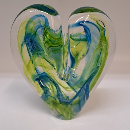 Click to view detail for DG-154 Blown Glass Heart Lime Green & Aqua $112