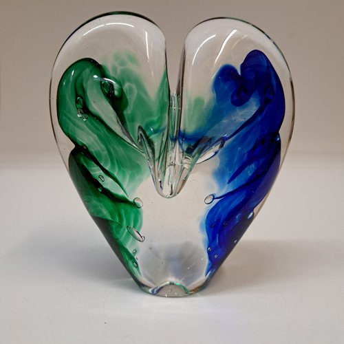 Click to view detail for DG-161 Blown Glass Heart Fern & Cobalt $112