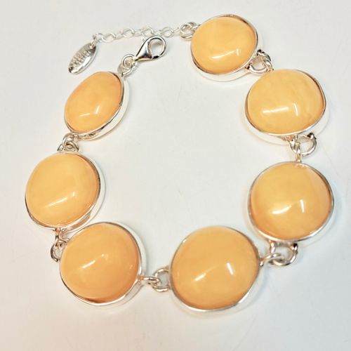 HWG-2301 Bracelet Butterscotch Amber $275 at Hunter Wolff Gallery
