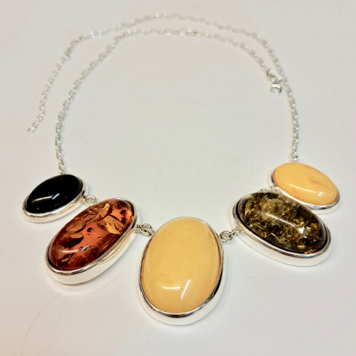 Click to view detail for HWG-2303 Necklace, Amber with 5 Multi-Color Oval Shapes $487