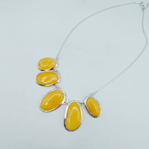 Click to view detail for HWG-013 Necklace  Amber/Butterscotch 5 Ovals $200