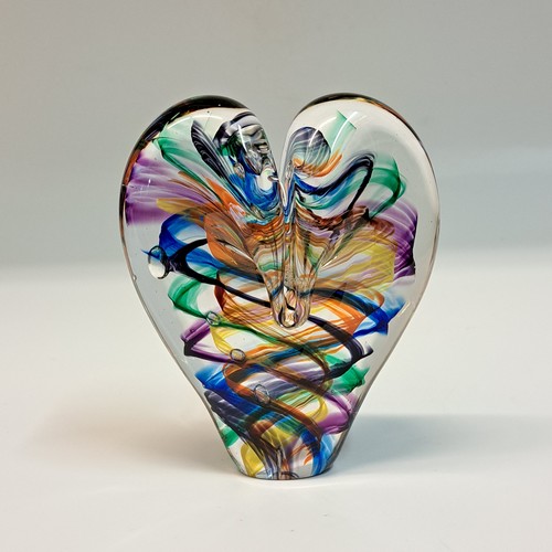 Click to view detail for DG-138 Blown Glass Heart Rainbow Ribbons $112