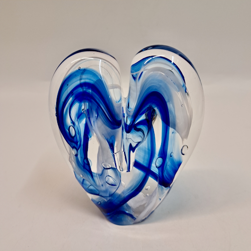 Click to view detail for DG-148 Blown Glass Heart Blue/Cobalt $112