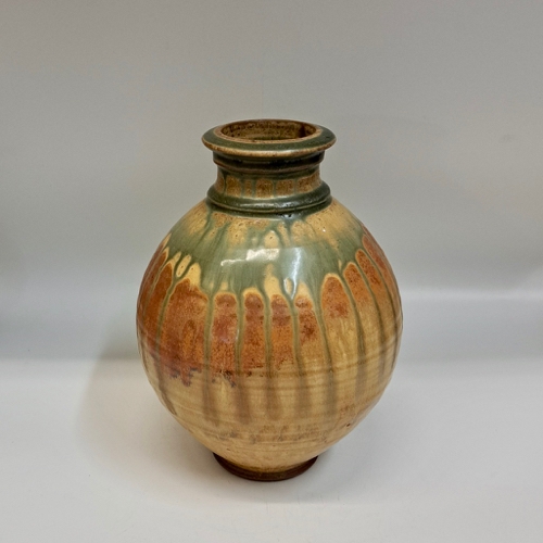 Click to view detail for #221292 Vase Yellow/Moss  8x7.5 $24