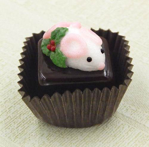 HG-074 Christmas Mouse Chocolate, white mouse on chocolate $49 at Hunter Wolff Gallery