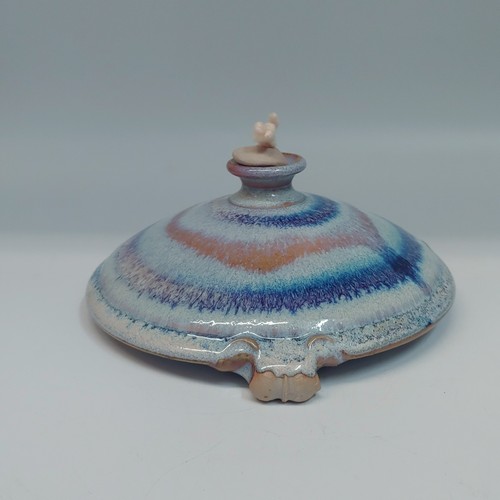Click to view detail for #220250 Oil Lamp Blue Stripes $16.50