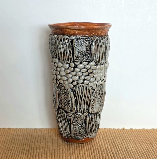 Click to view detail for SL-639 Porcelain Textured Flower Vase $220