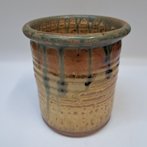 #250265 Utensil Holder, Small $14 at Hunter Wolff Gallery