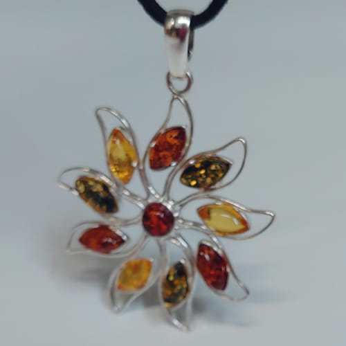Click to view detail for HWG-069 Pendant, 9 Petal Flower, Multi-Color Amber $50 