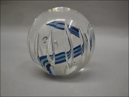 Click to view detail for DB-122 Round Paperweight, Blue Swirl