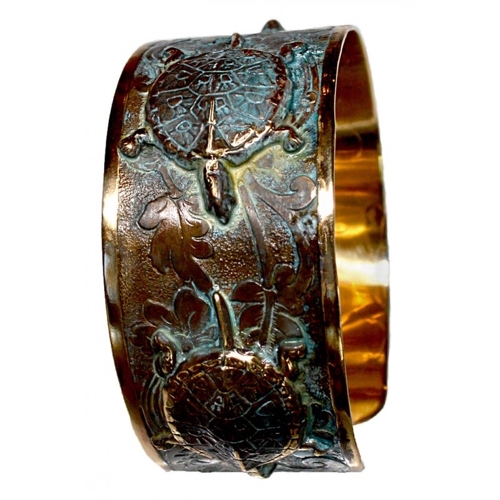 Click to view detail for EC-102 Cuff-Verdigris Patina Brass Classic Box Turtle $125