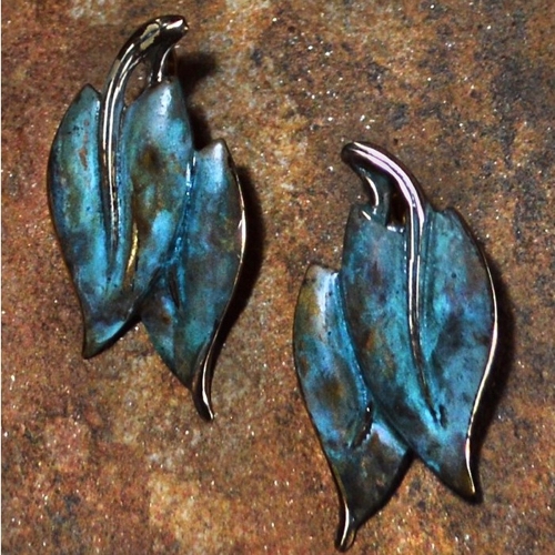Click to view detail for EC-131 Earrings, Double Leaf $65