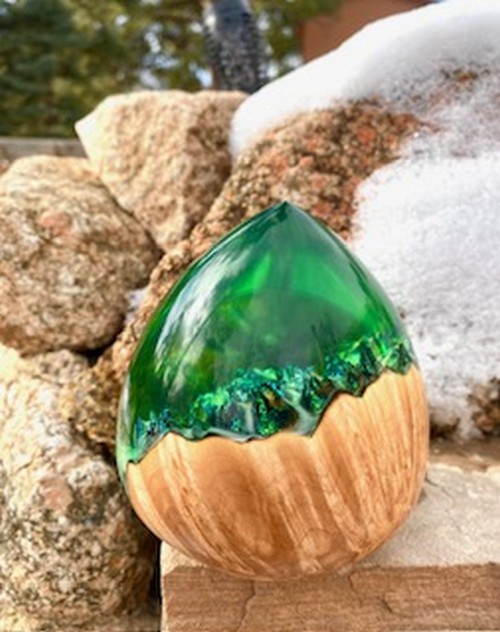 Click to view detail for SH234 Maple & Green Resin $225