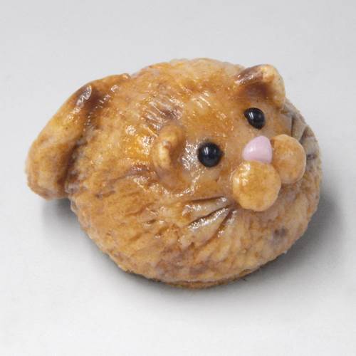 HG-239 Fat Cats - Red with Pink Nose 1.5x1.25x1 $56 at Hunter Wolff Gallery