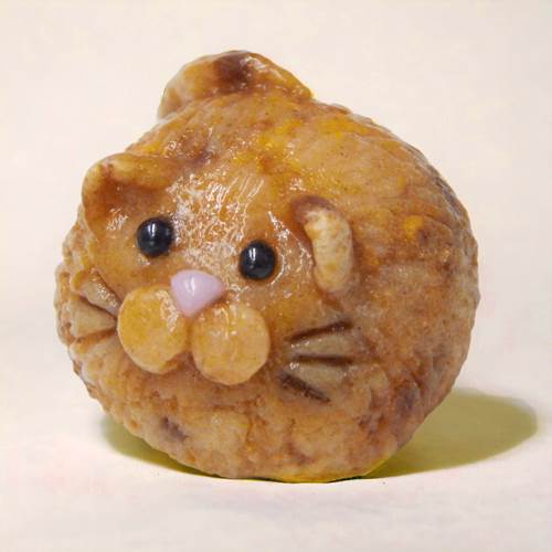 Click to view detail for HG-239 Fat Cats - Red with Pink Nose 1.5x1.25x1 $56