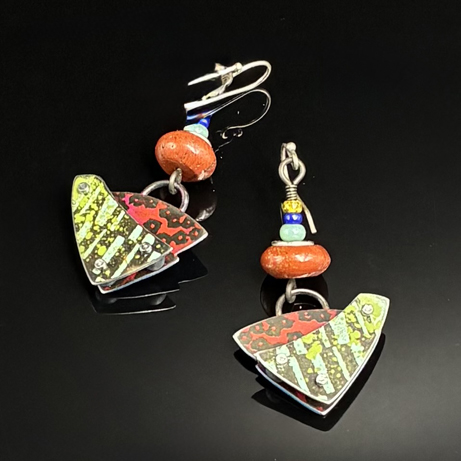 Click to view detail for TC-094 Earrings, Red and Mint Layered $135