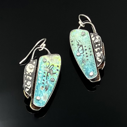 Click to view detail for TC-021 Earrings, Turquoise/Cream $125