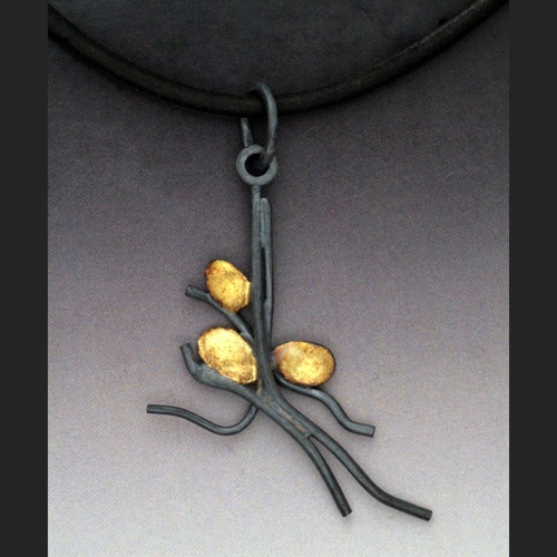 Click to view detail for MB-P371 Pendant Golden Next $226