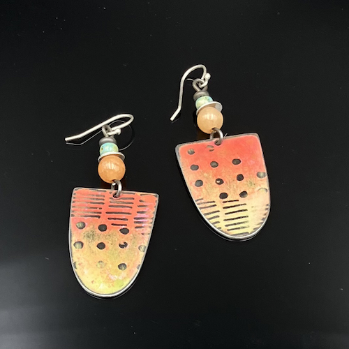 Click to view detail for TC-036 Earrings, Coral/Gray Dots/Stripes $90